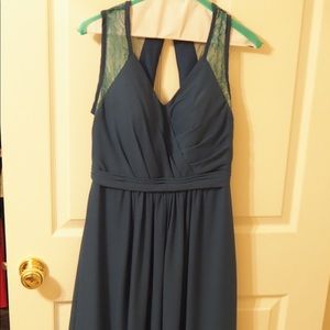 Elegant floor-length bridesmaid/evening dress